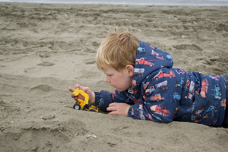 A-Blustery-Day-at-the-Beach