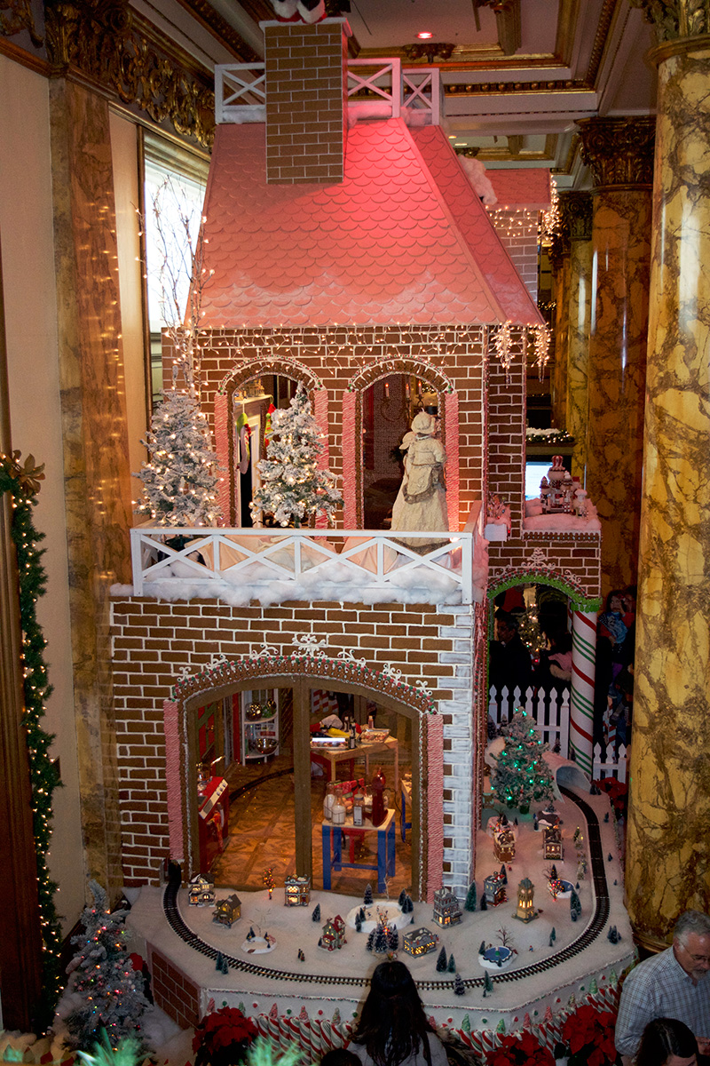 Gingerbread-House-1