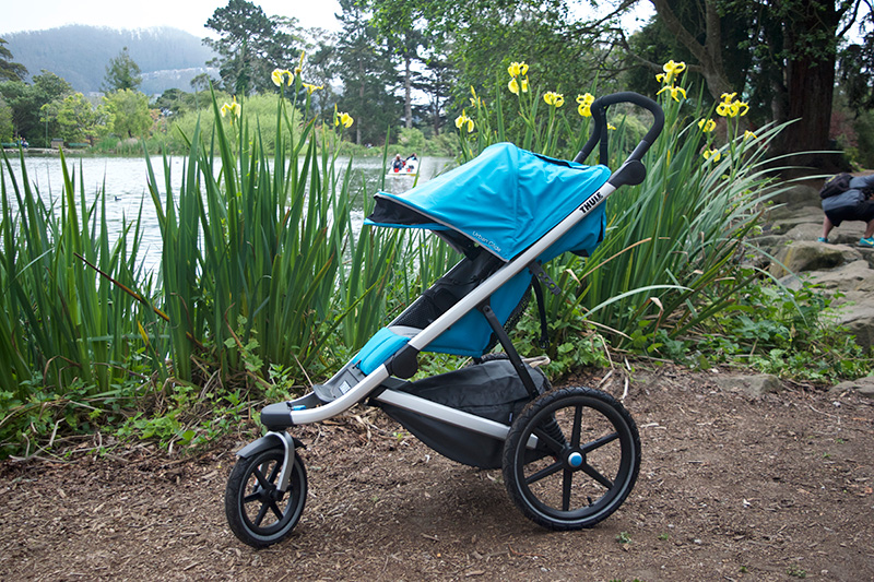 thule urban glide with car seat