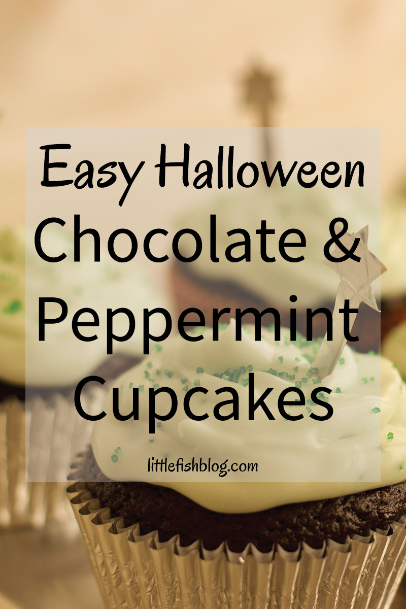 easy-halloween-chocolate-and-peppermint-cupcakes-pin