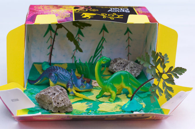 Dinosaur Habitat Box