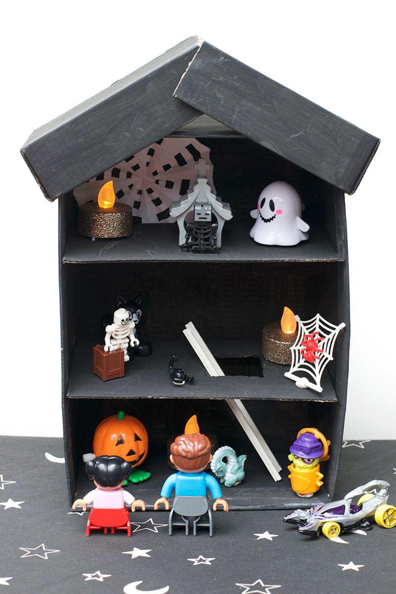 the haunted house toys